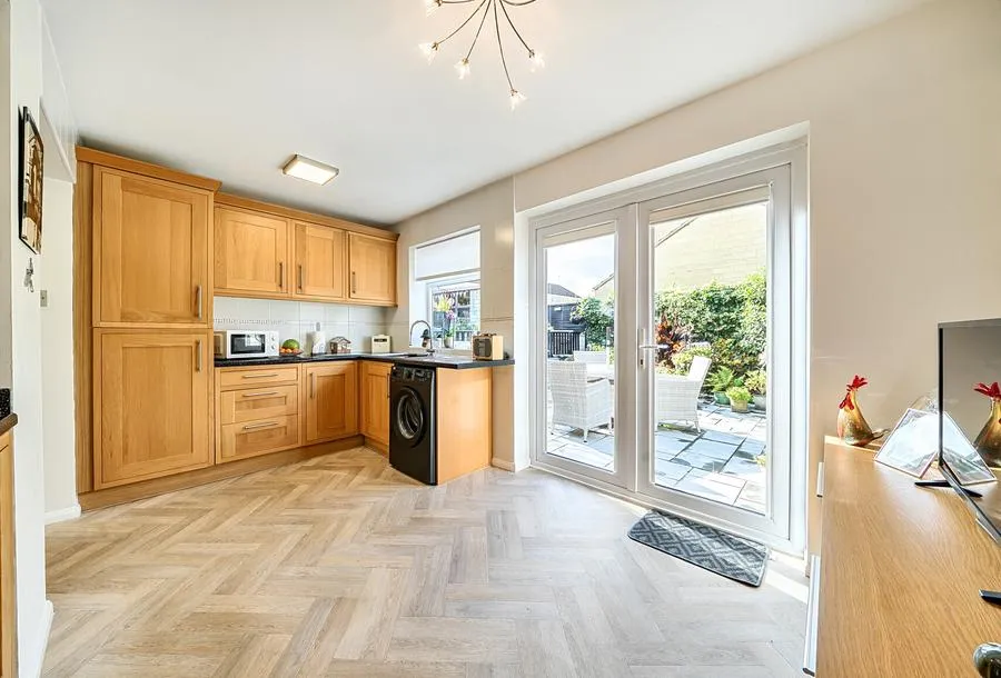 Pennine Road, Oldland Common, BS30, photo 6