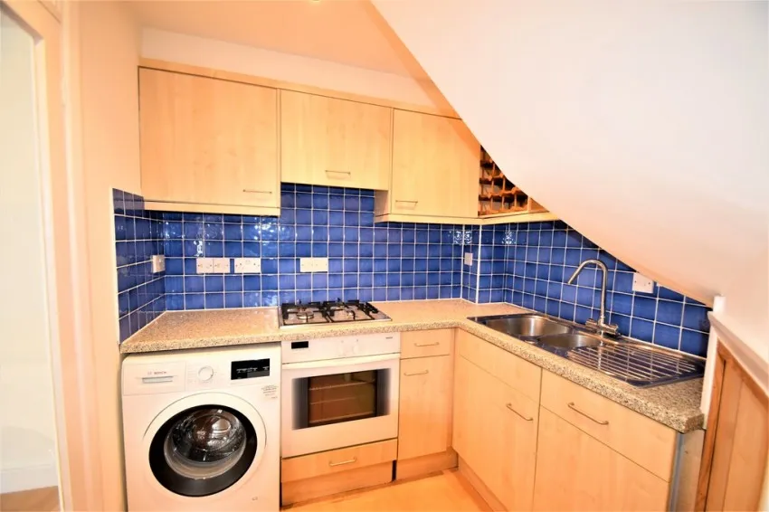 Gresham Mews, W4, photo 7