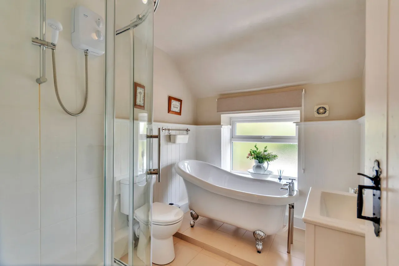 Maesbury Marsh, Oswestry, SY10 8JB, photo 4