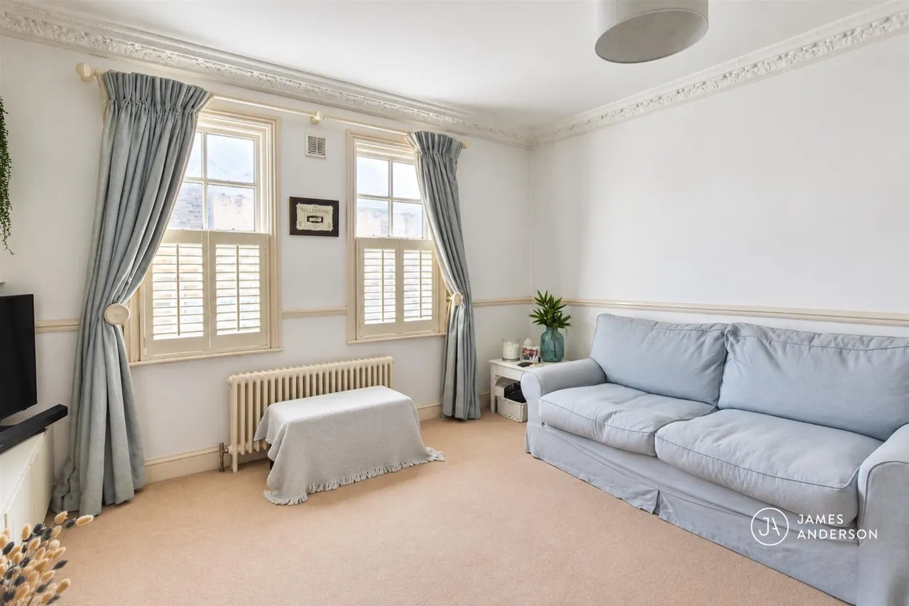 Lower Richmond Road, London, SW15, photo 4