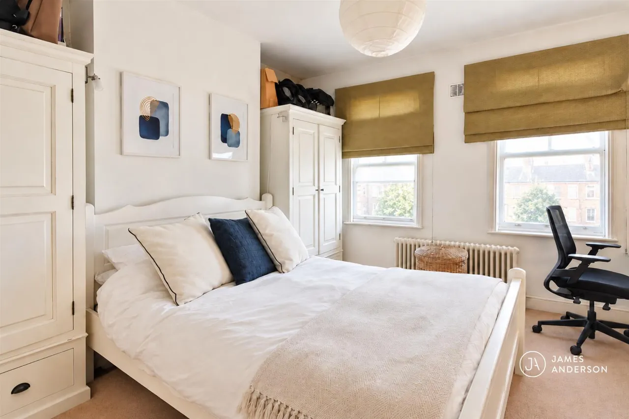 Lower Richmond Road, London, SW15, photo 5
