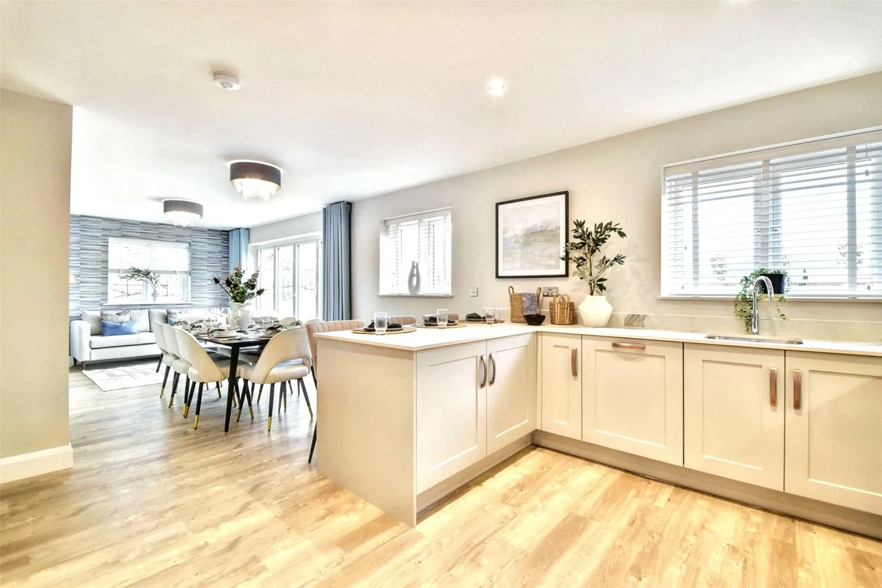 Plot 40 The Redwood, Priory Meadows, Gloucestershire, Hempsted, GL2 5JN, photo 7