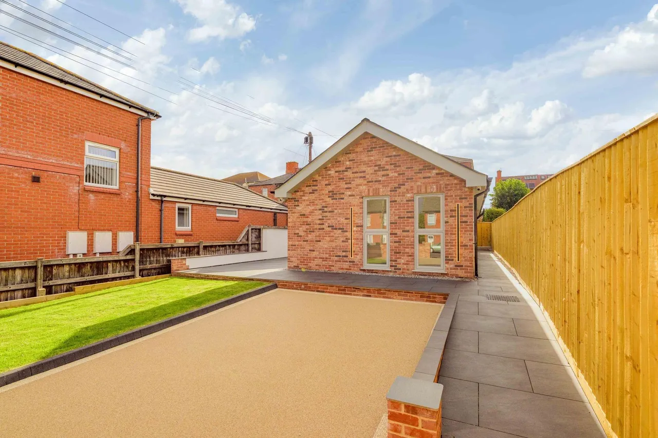 St Andrews Drive, Skegness, PE25, photo 19