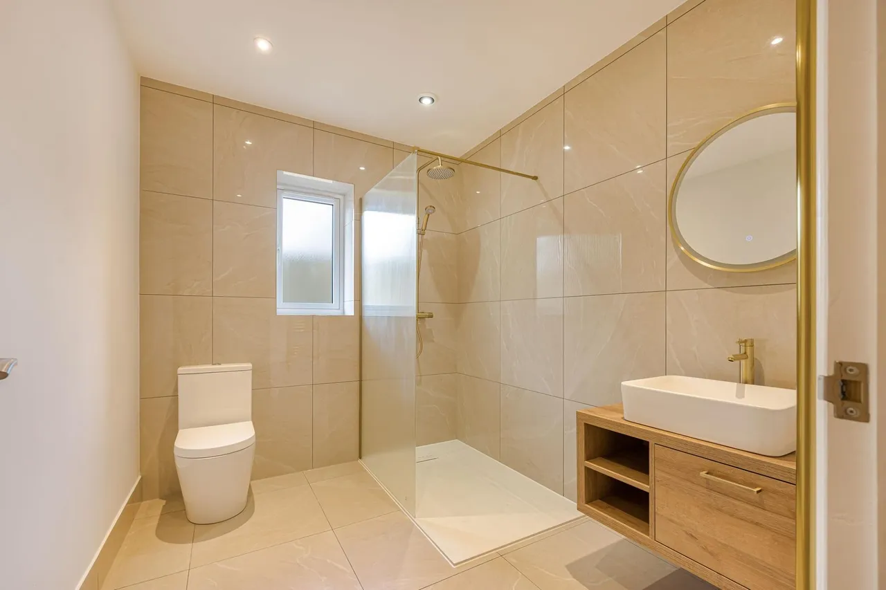 St Andrews Drive, Skegness, PE25, photo 4