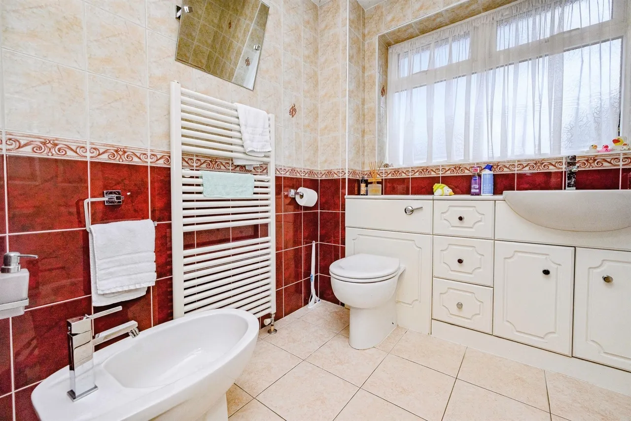 Sheepcot Lane, Watford, photo 7
