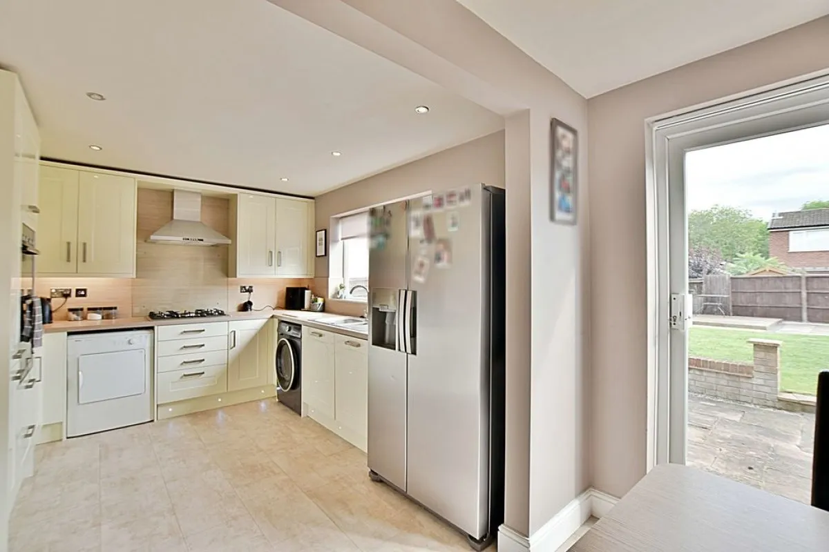 Canterbury Drive, Heighington, photo 6