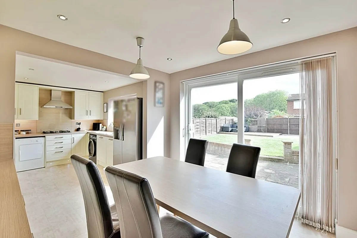 Canterbury Drive, Heighington, photo 3