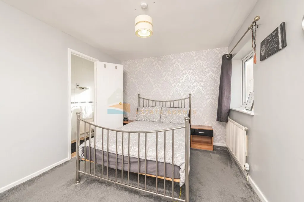 Landseer Avenue, Tingley, Wakefield, photo 17