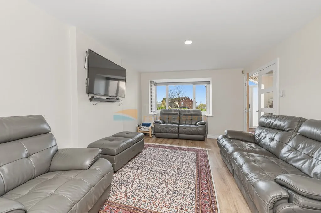Landseer Avenue, Tingley, Wakefield, photo 10