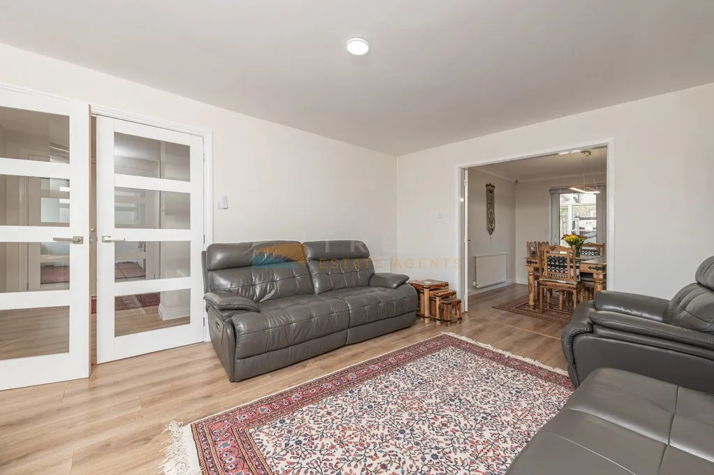 Landseer Avenue, Tingley, Wakefield, photo 9