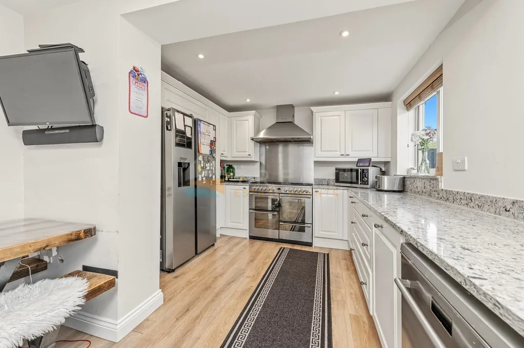 Landseer Avenue, Tingley, Wakefield, photo 22
