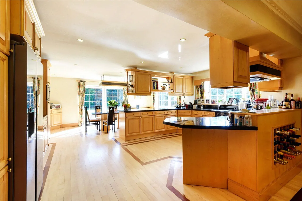 Manor House Lane, Alwoodley, LS17, photo 11