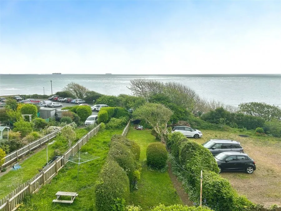 St. Catherines View, Ventnor, PO38, photo 2