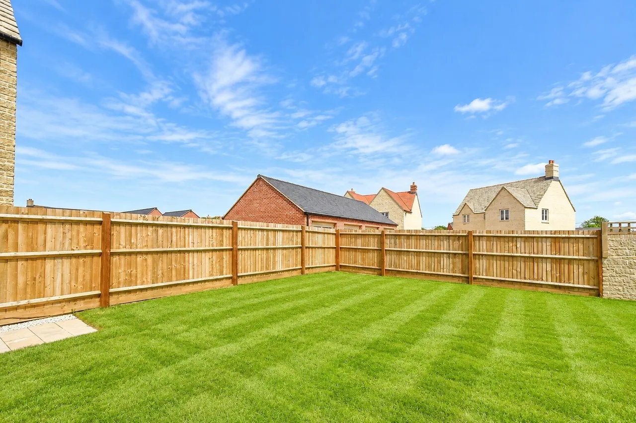 Ampney Meadows, Down Ampney, GL7, photo 14