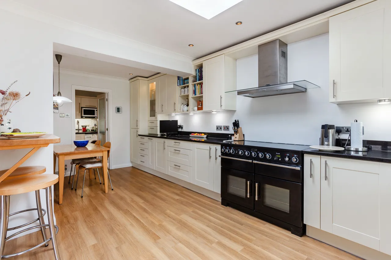 Ridgley Road, Chiddingfold, GU8, photo 4