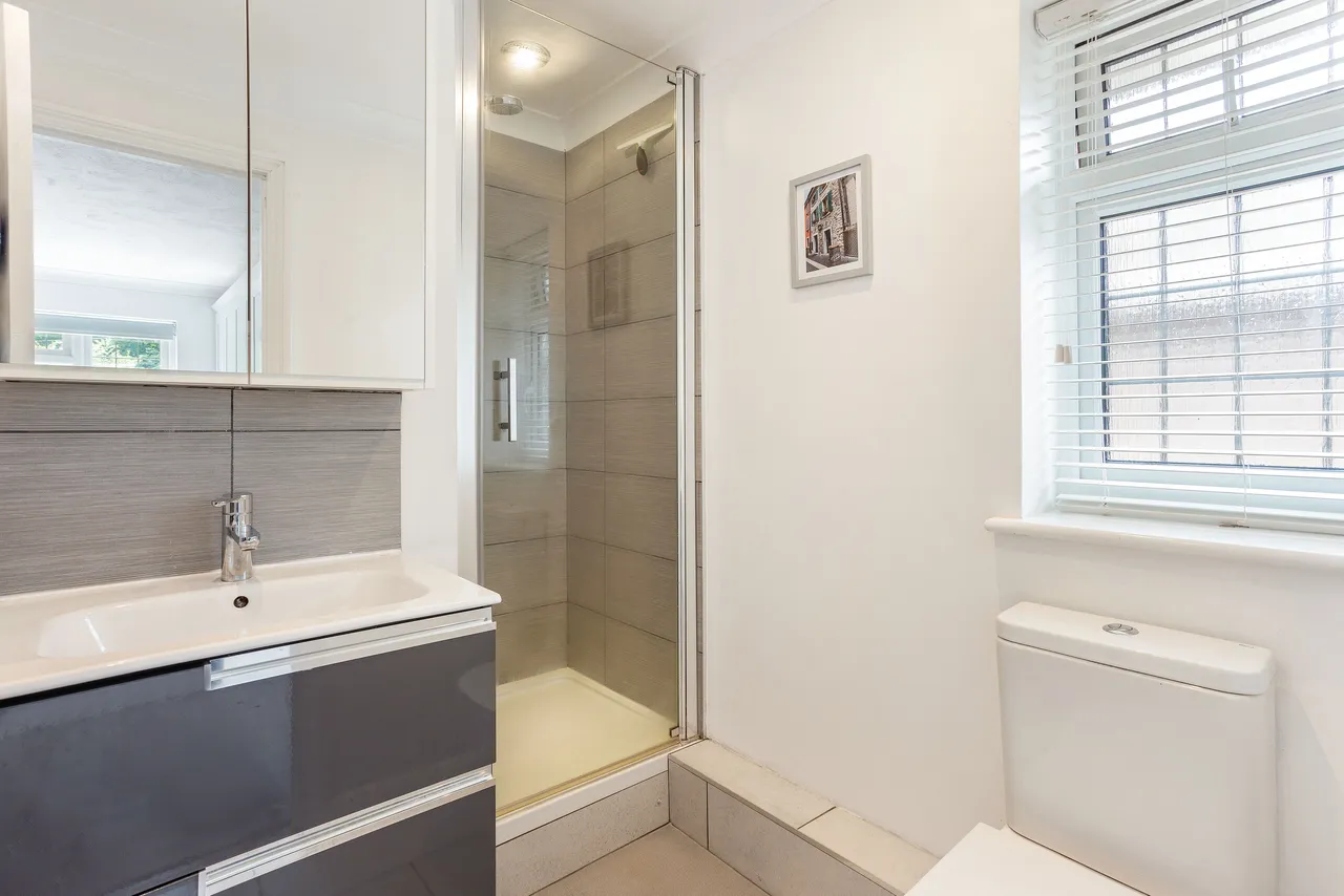 Ridgley Road, Chiddingfold, GU8, photo 12