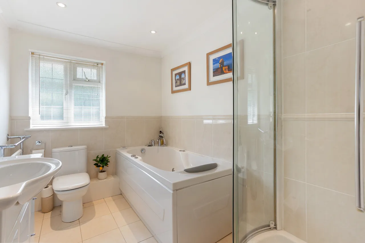 Ridgley Road, Chiddingfold, GU8, photo 11