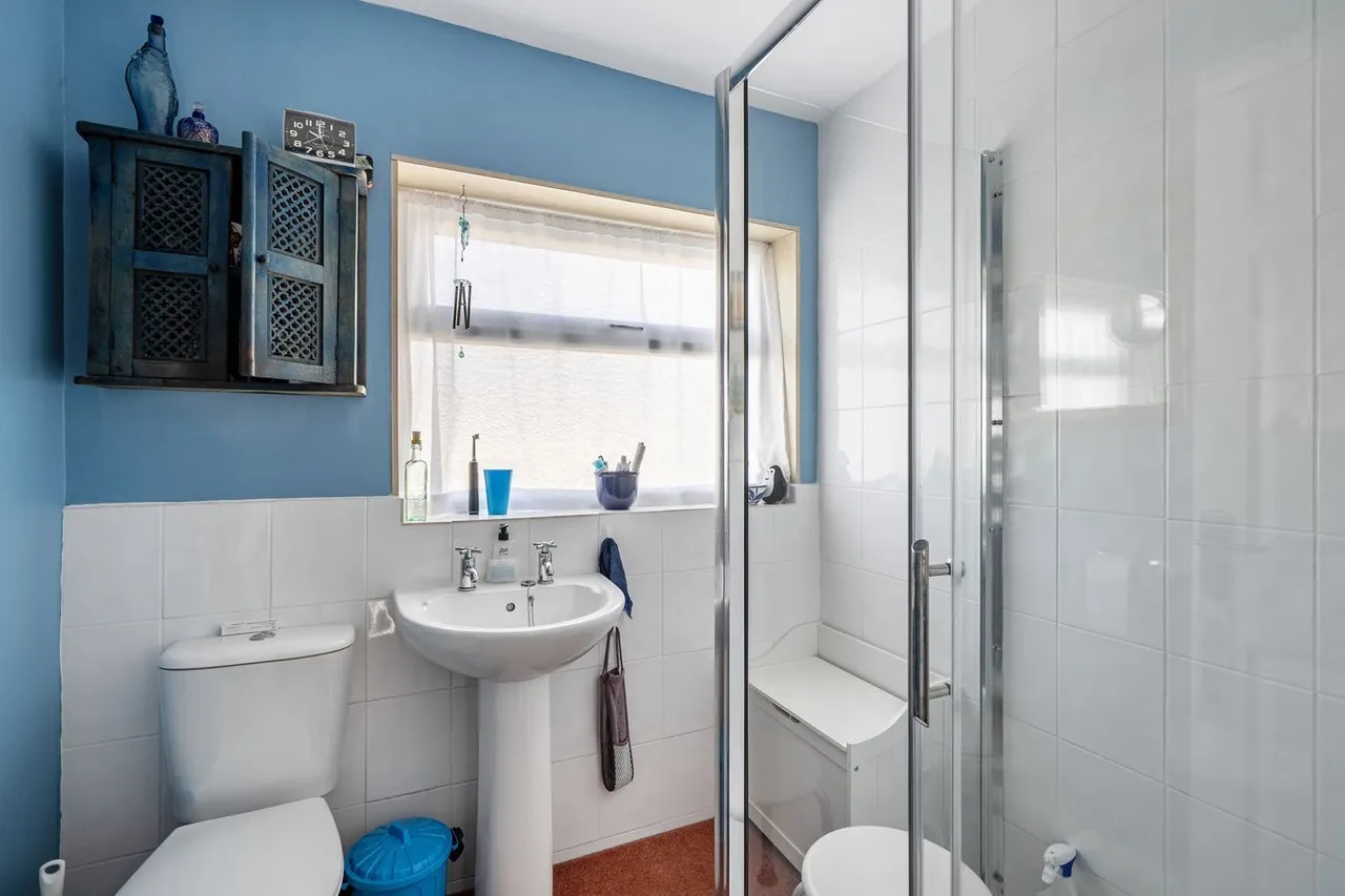 Churchill Road, Frome, BA11, photo 15