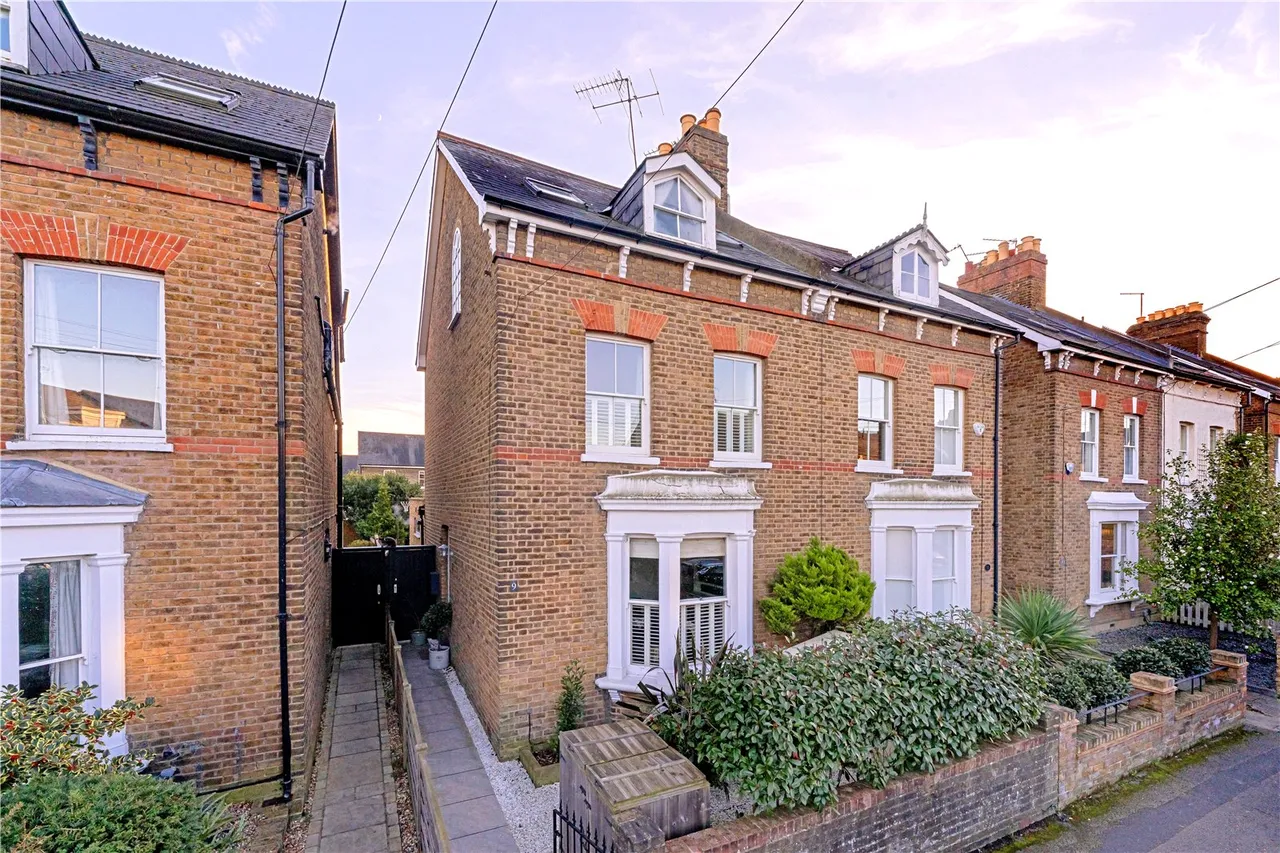 4 bed house for sale — Heathfield North, Twickenham, TW2 7QN