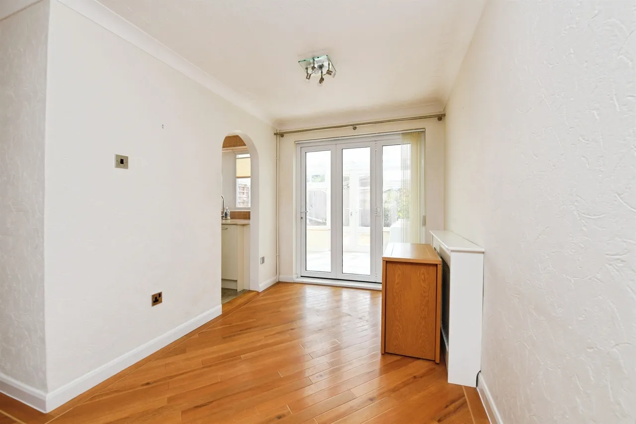 Lily Close, Chelmsford, CM1, photo 6