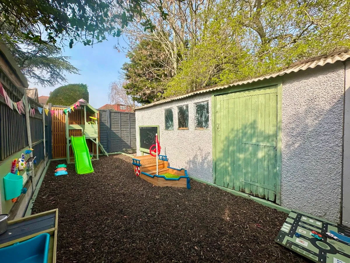 Birkdale Avenue, Romford, photo 20