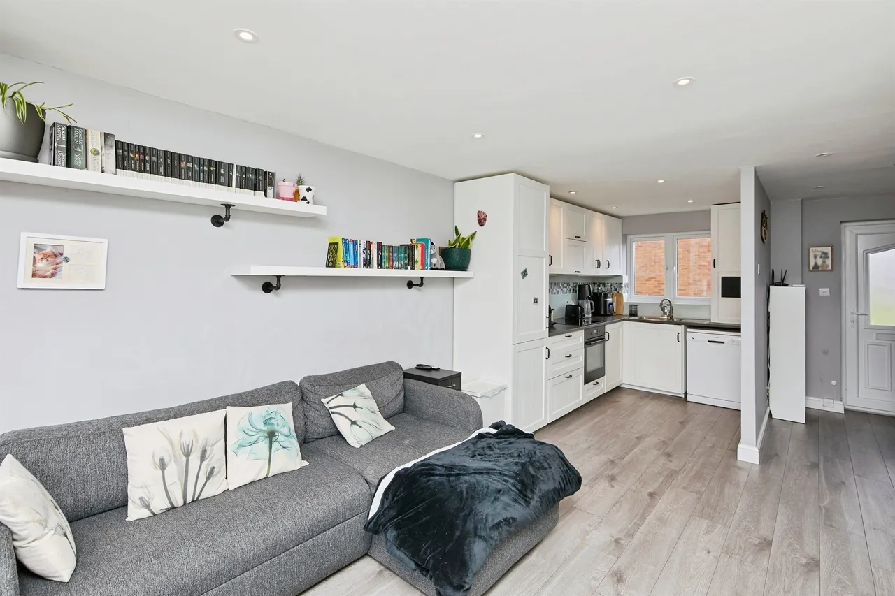 Mountfield Way, Boulton Moor, DE24, photo 9