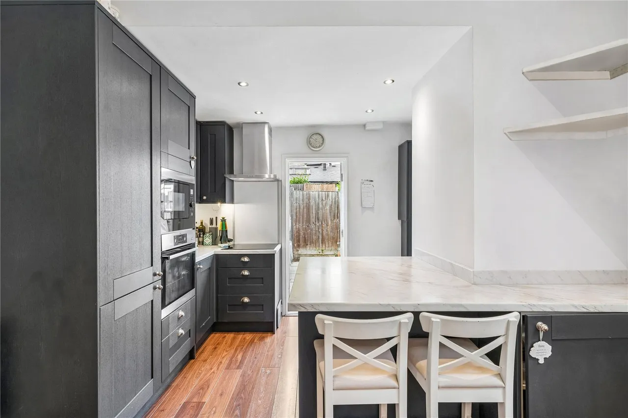 Penwith Road, London, SW18, photo 3