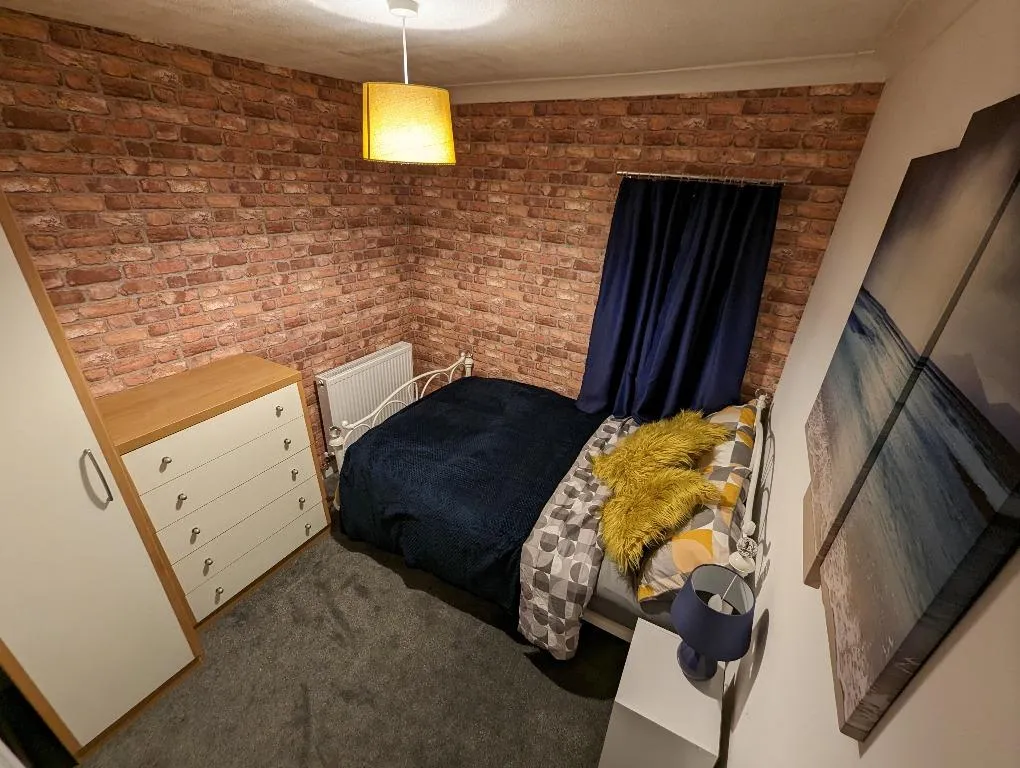Church Street, Silverdale, ST5, photo 5