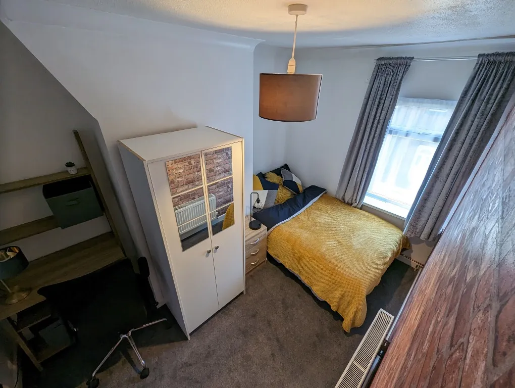Church Street, Silverdale, ST5, photo 10