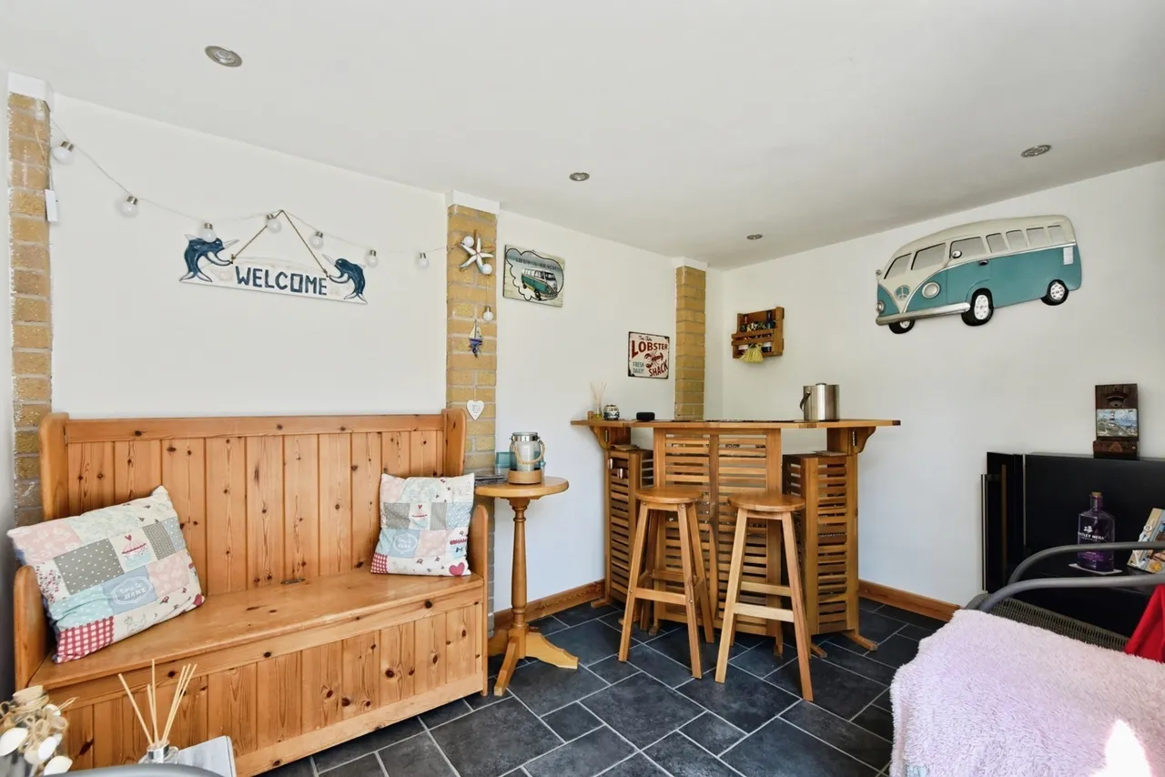 Gaunt Close, Bramley, Rotherham, South Yorkshire, S66, photo 18