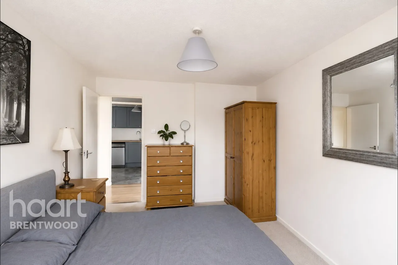Greenshaw, Brentwood, CM14, photo 11