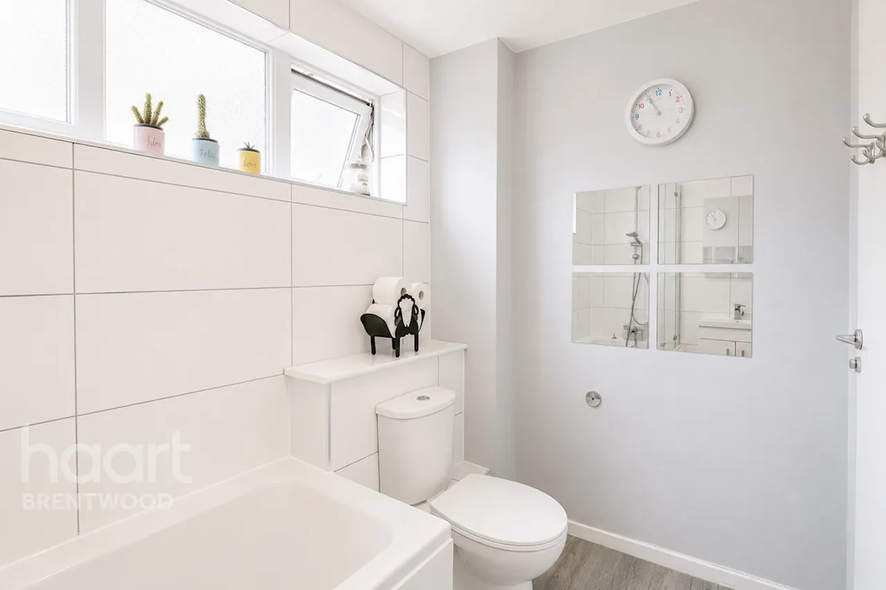 Greenshaw, Brentwood, CM14, photo 16