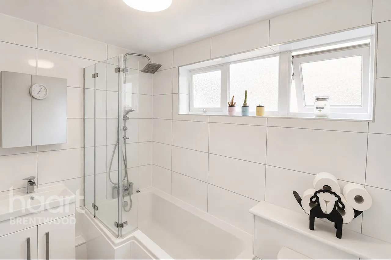 Greenshaw, Brentwood, CM14, photo 17