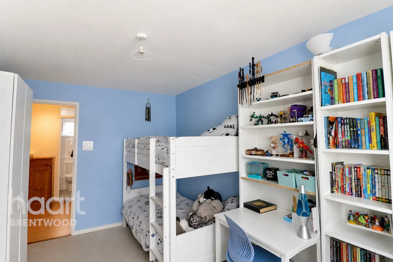 Greenshaw, Brentwood, CM14, photo 13