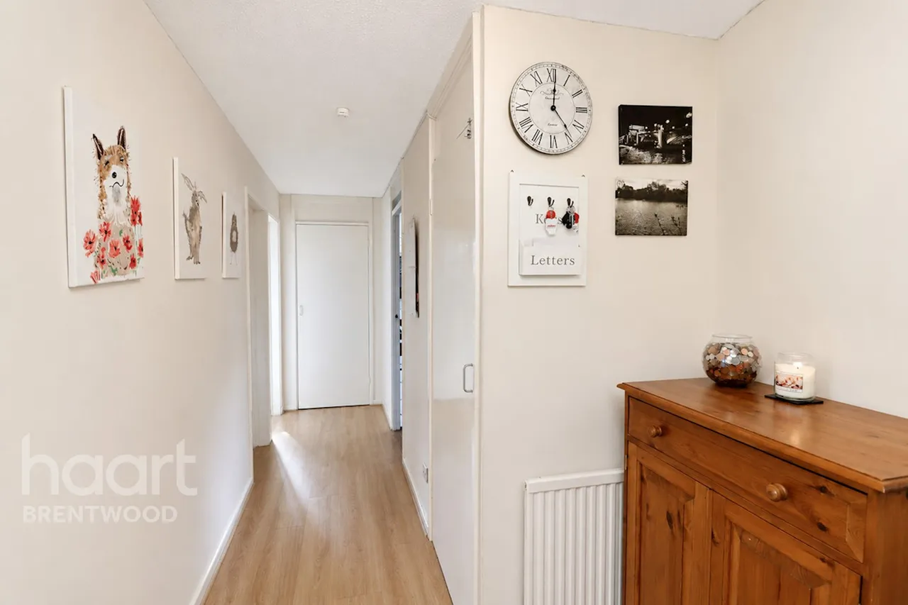 Greenshaw, Brentwood, CM14, photo 9
