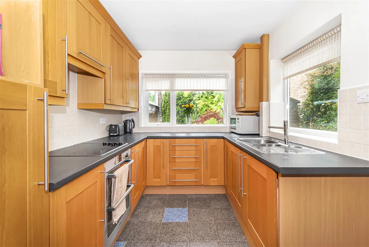 Springwater Avenue, Ramsbottom, Bury, BL0 9TX, photo 3