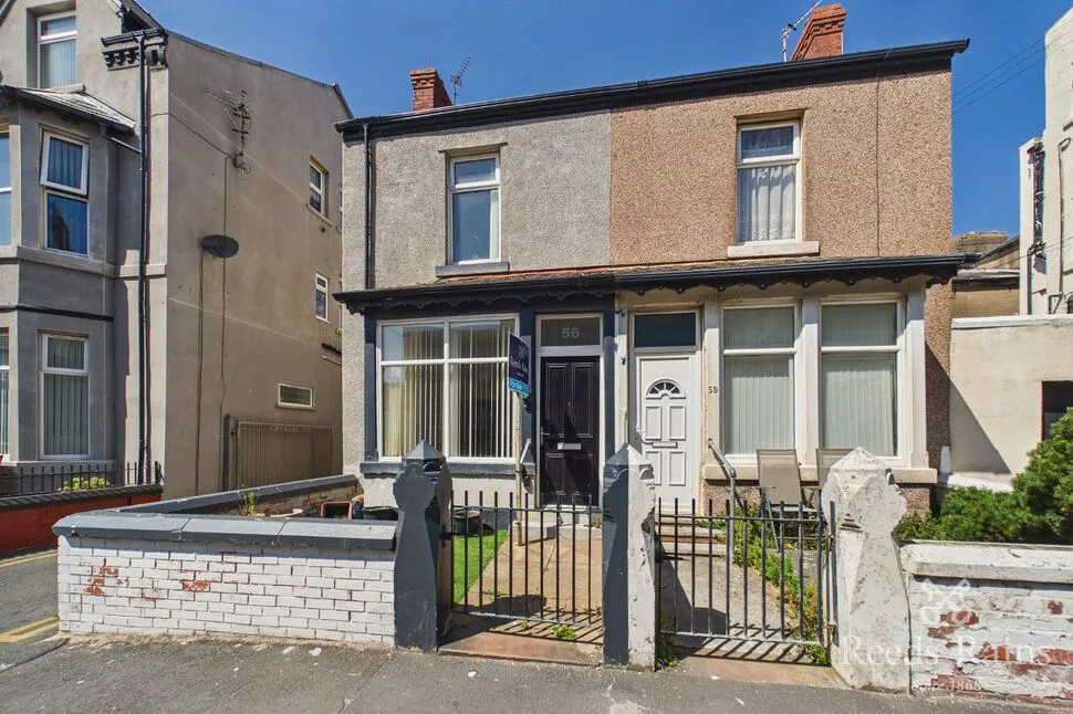2 bed house for sale — Crystal Road, Blackpool, Lancashire, FY1