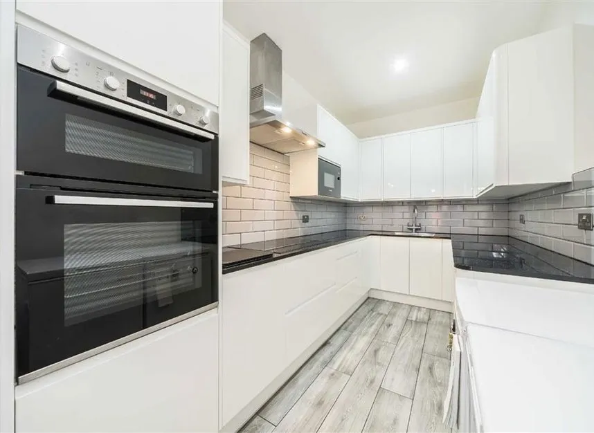 Aldersgate Street, Barbican, EC1A, photo 4