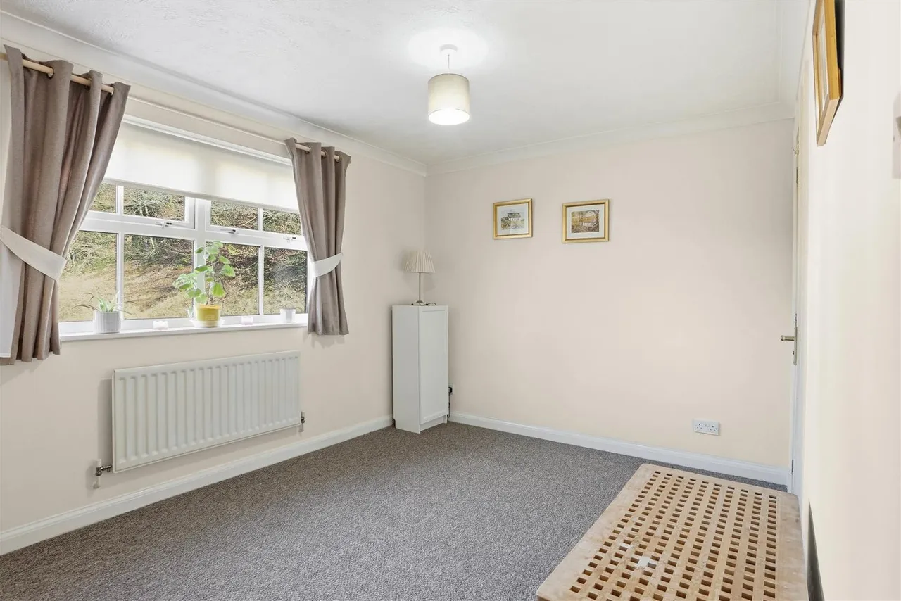 Hazel Way, Chipstead, Coulsdon, CR5 3PJ, photo 8