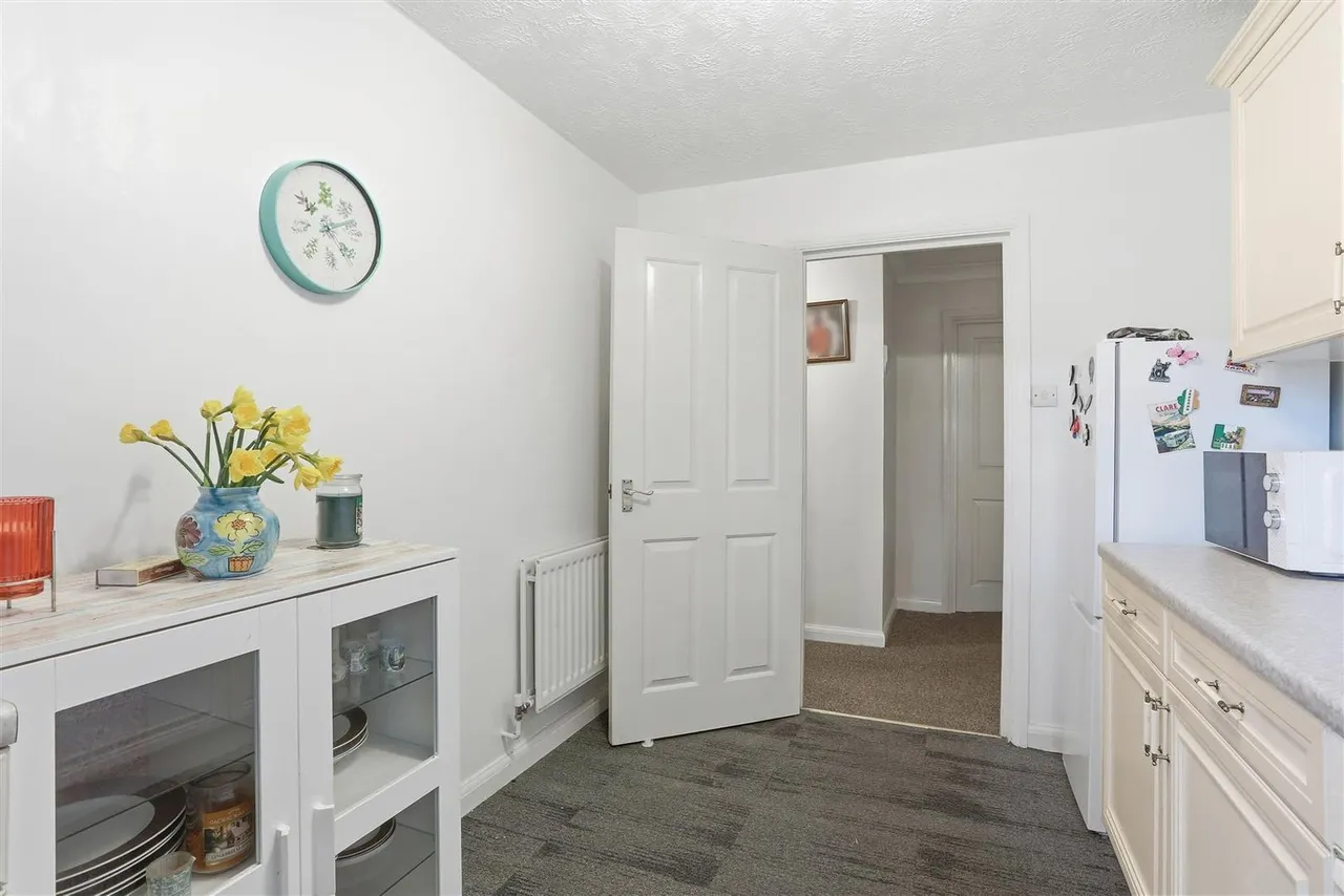 Hazel Way, Chipstead, Coulsdon, CR5 3PJ, photo 10