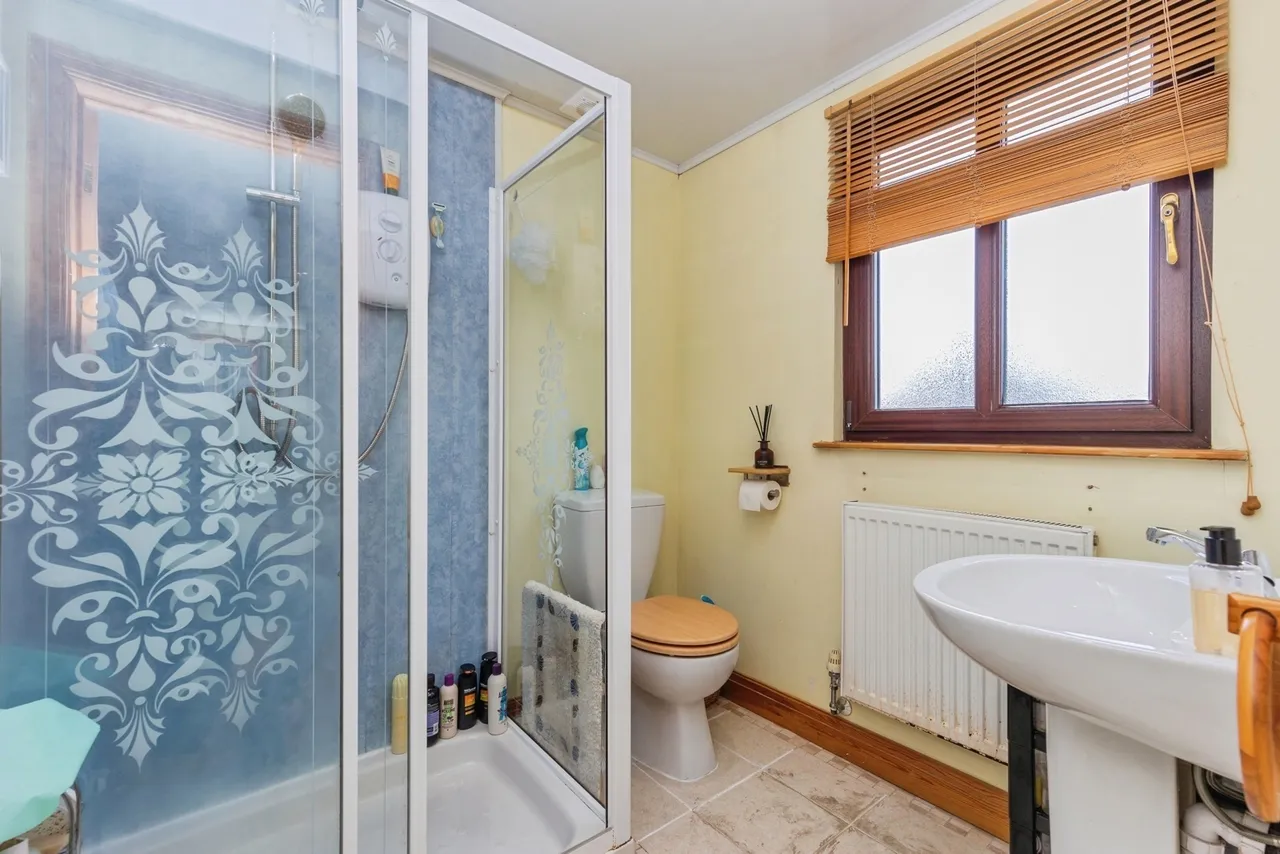 Sunningdale Avenue, Sale, Greater Manchester, M33, photo 19