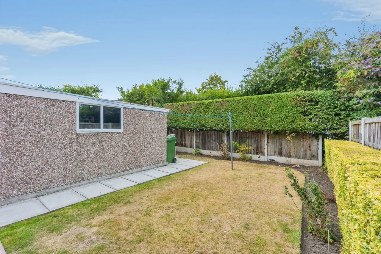 Sunningdale Avenue, Sale, Greater Manchester, M33, photo 22