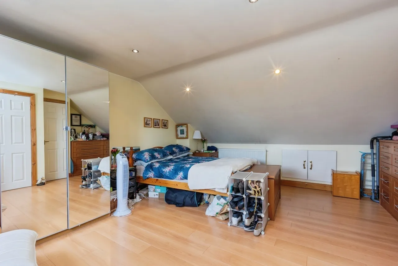Sunningdale Avenue, Sale, Greater Manchester, M33, photo 17