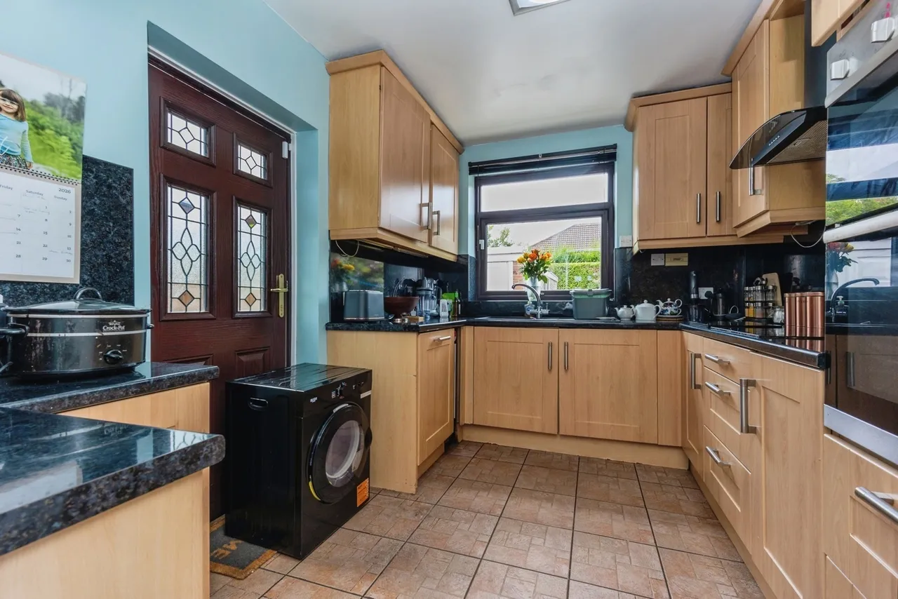 Sunningdale Avenue, Sale, Greater Manchester, M33, photo 6