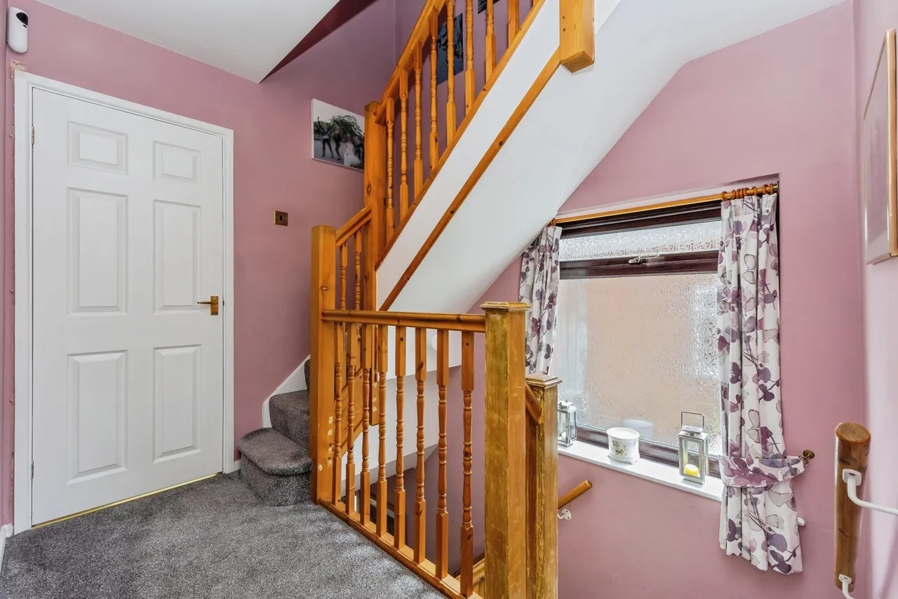 Sunningdale Avenue, Sale, Greater Manchester, M33, photo 16