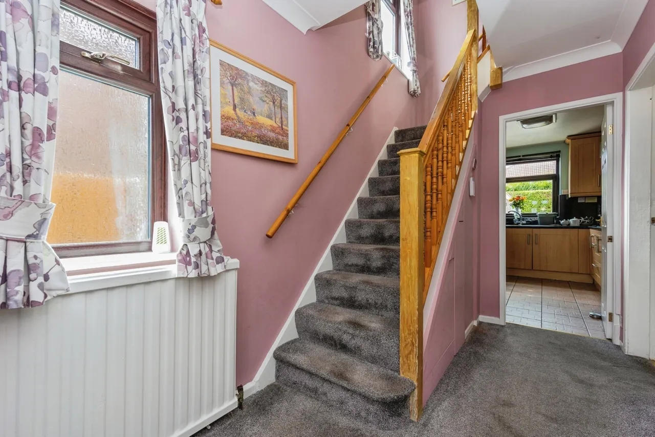 Sunningdale Avenue, Sale, Greater Manchester, M33, photo 8