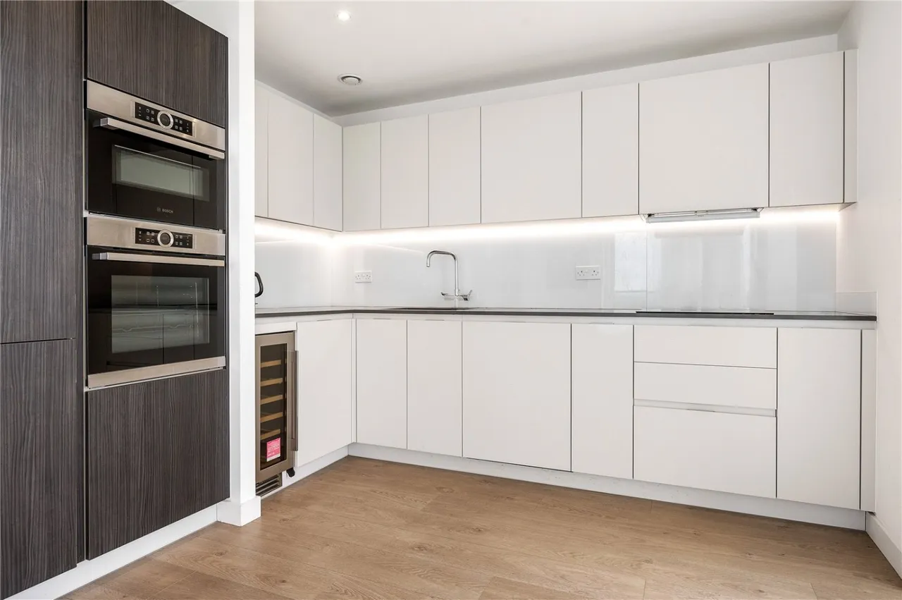 Newnton Close, Woodberry Down, N4, photo 6