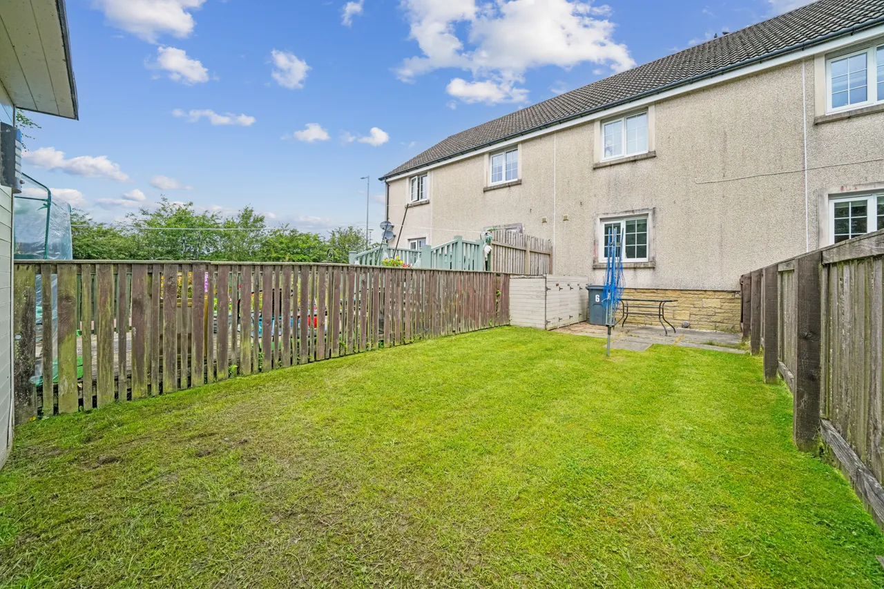 Low Borland Way, Eaglesham, G76, photo 16