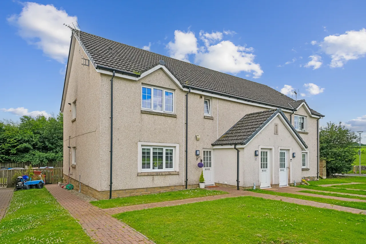 Low Borland Way, Eaglesham, G76, photo 2