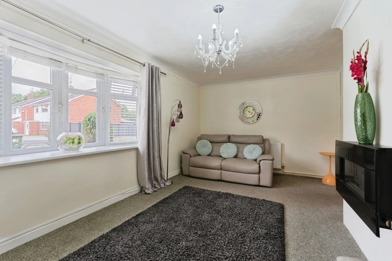 Knottingley Drive, Great Sutton, CH66, photo 8